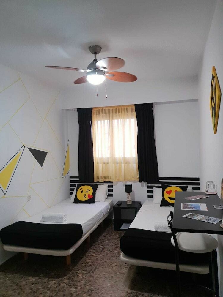 Apartamentos Iberia Lodging House