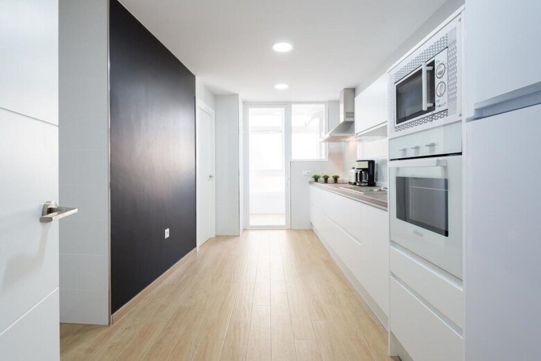 107386 - Apartment In Malaga
