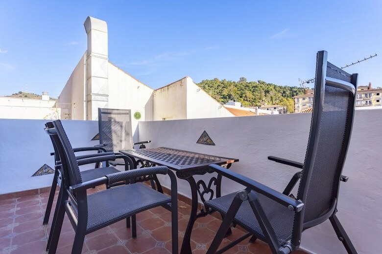 Apartamentos Junto A La Casa Natal De Picasso.