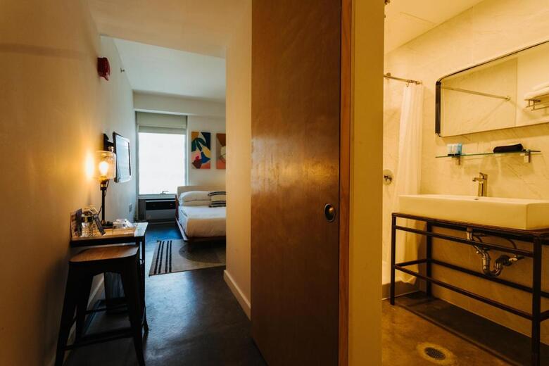 Hotel Selina Chelsea New York City