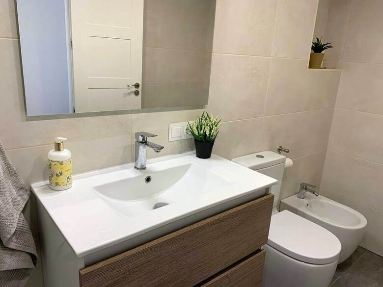 Apartamentos Homely Malaga Obispo Con Terraza Y Parking