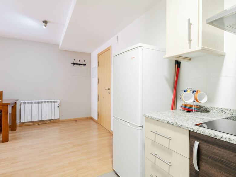 Pleasant Apartment In Gudar With Heating