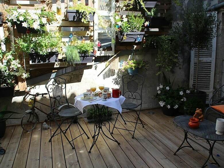 Bed & Breakfast Une Chambre En Ville