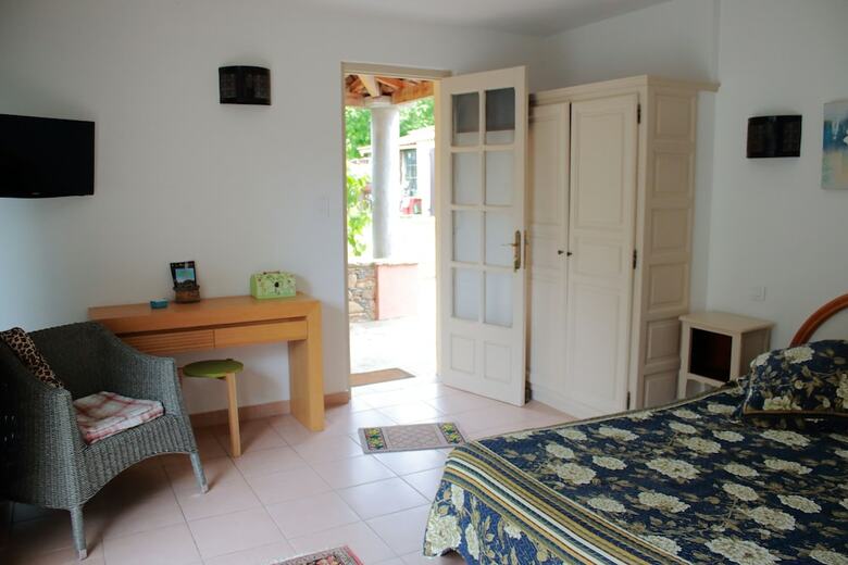 Chambres D'h�tes Le Clos Des Oliviers