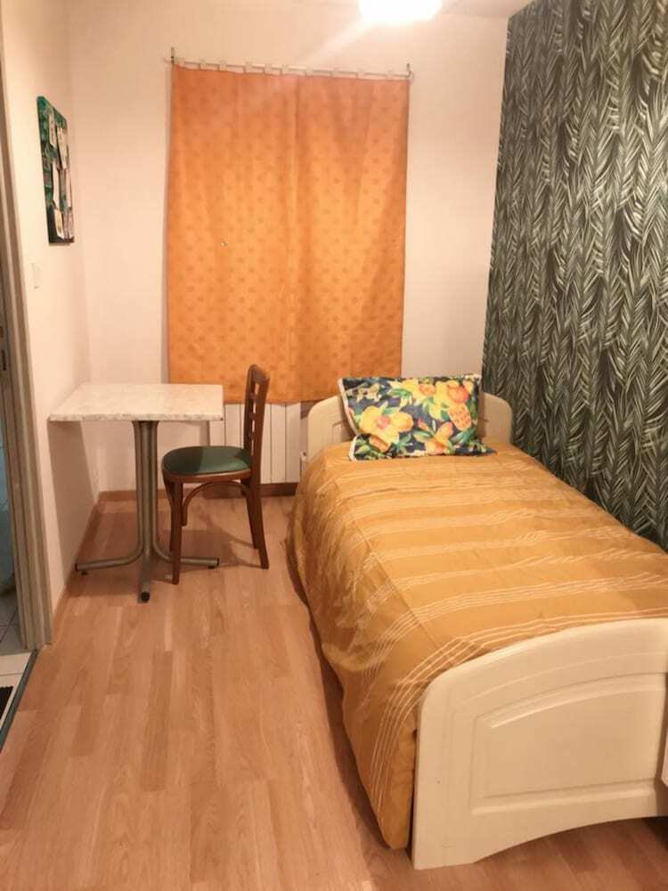 Hostal Sophie Hostel - Part Dieu