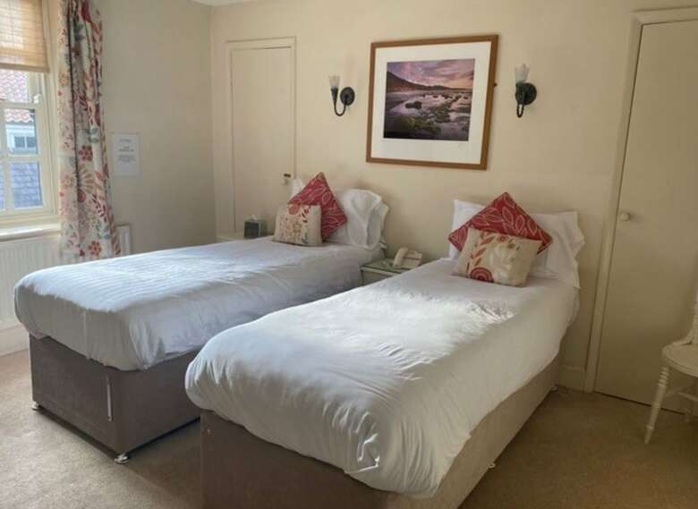 Hotel Oyo The Leven