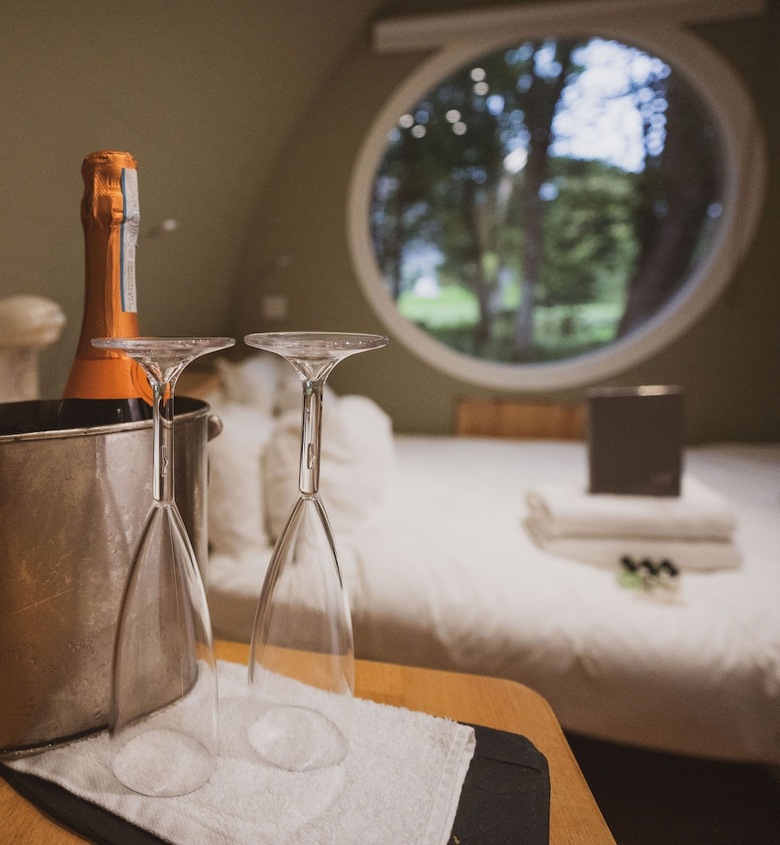 Riverbeds Lodges With Hot Tubs