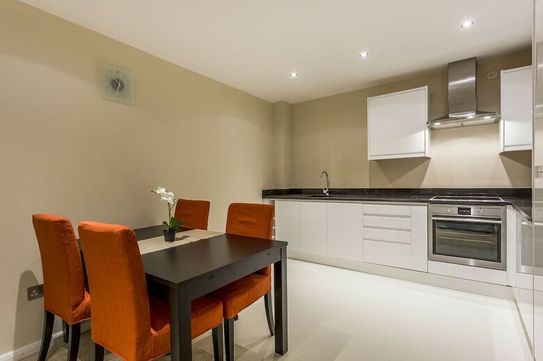 Crawford Suites Serviced Apartments