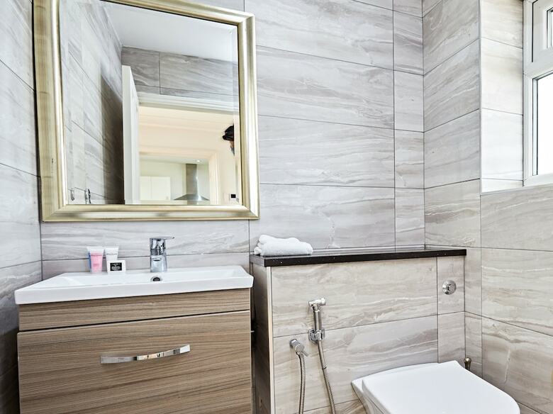 Crawford Suites Serviced Apartments