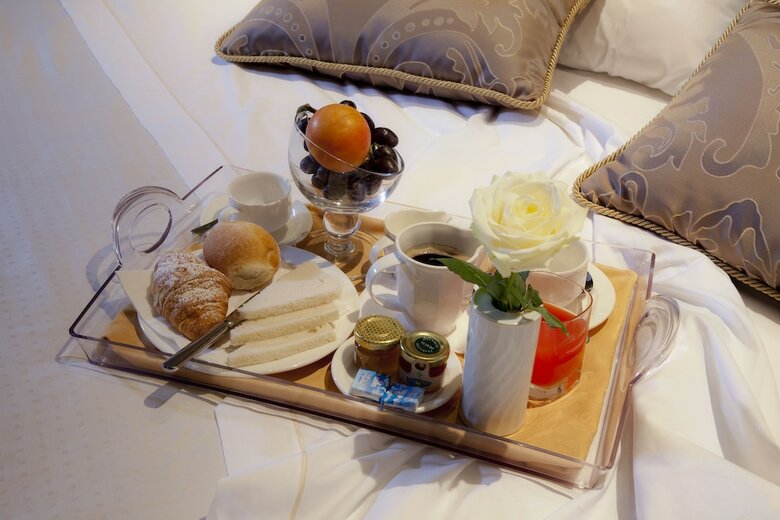 Hotel Mozart(.)