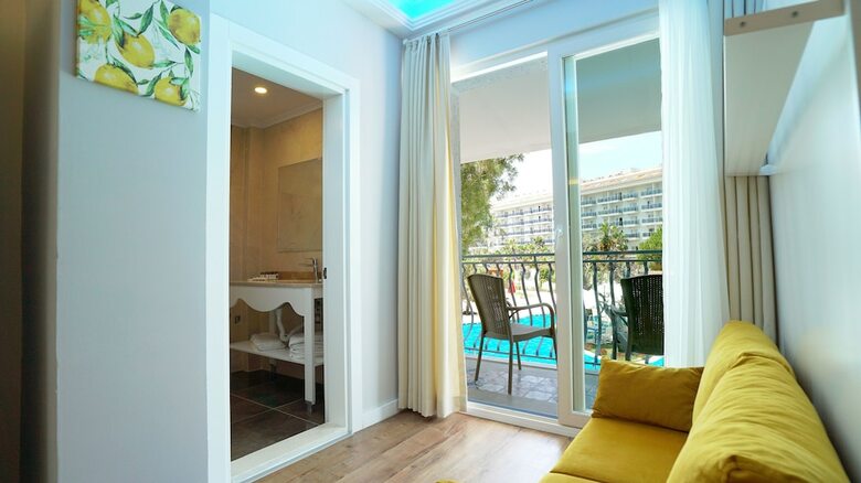 Hotel Selectum Family Comfort Side