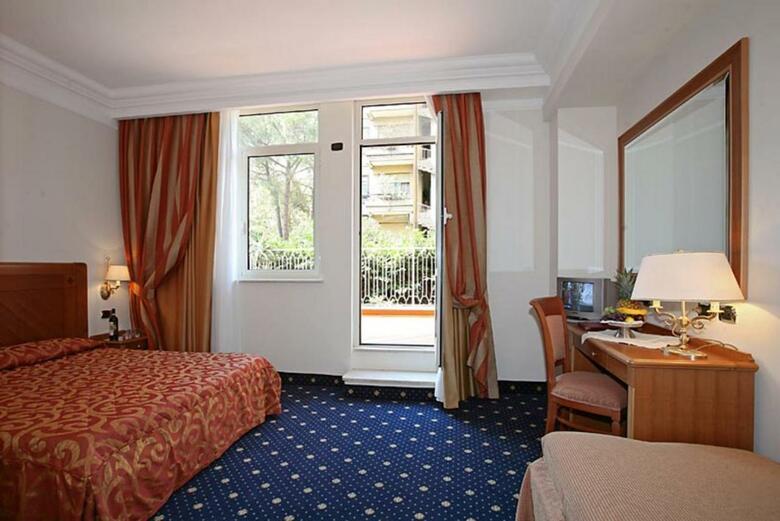 Hotel Pinewood
