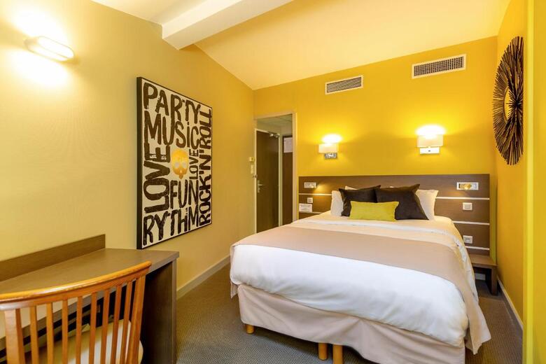 Hotel Kyriad Avignon (.)