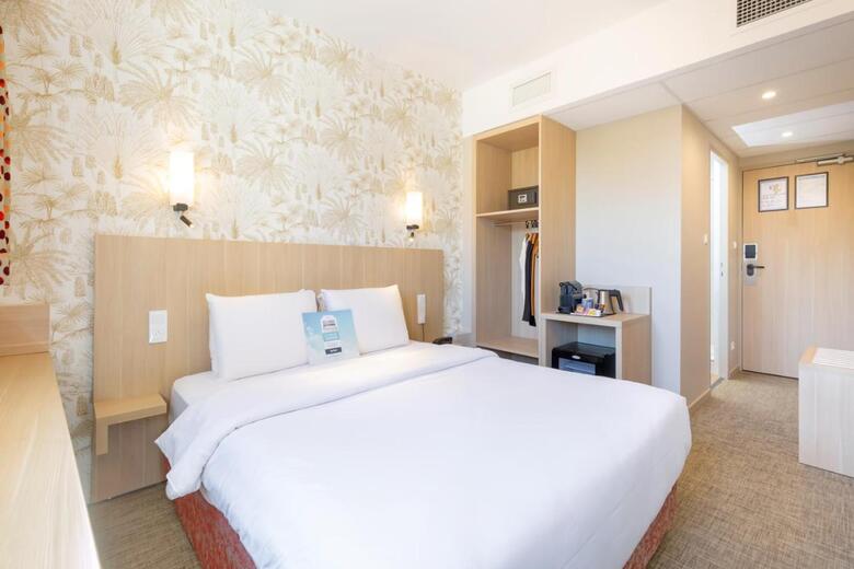 Hotel Kyriad Avignon (.)