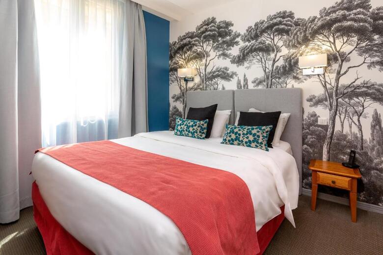 Hotel Kyriad Avignon (.)
