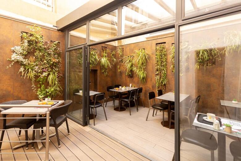 Hotel Kyriad Avignon (.)