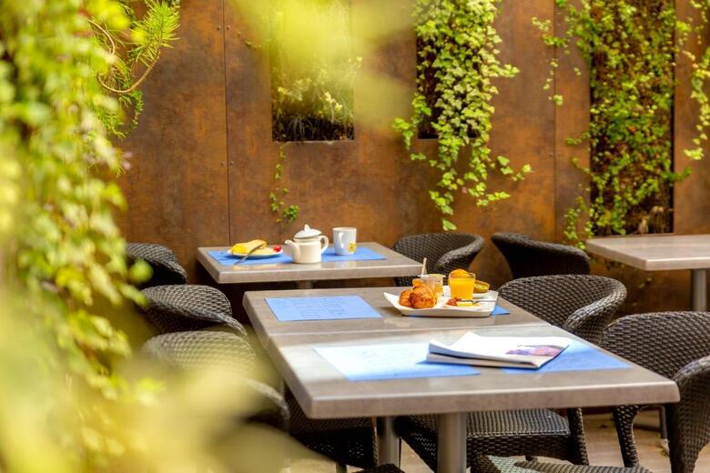 Hotel Kyriad Avignon (.)