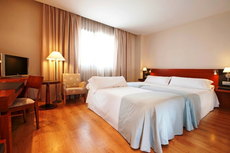 TRYP Valencia Oceanic Hotel