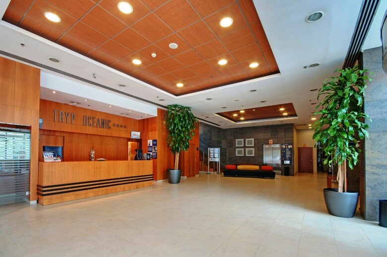TRYP Valencia Oceanic Hotel