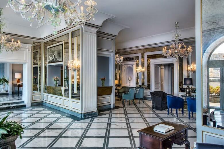 Hotel Grand Santa Lucia