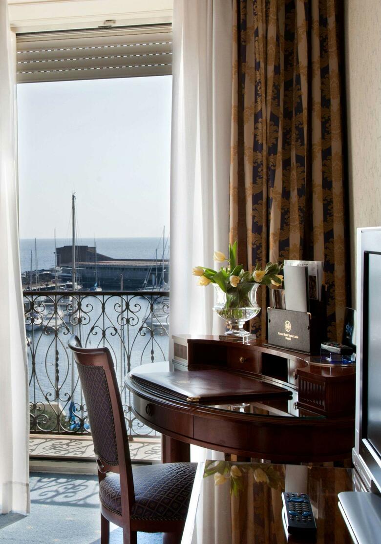Hotel Grand Santa Lucia