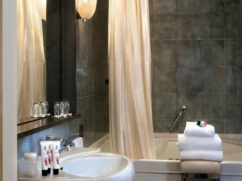 Hotel Grand Santa Lucia