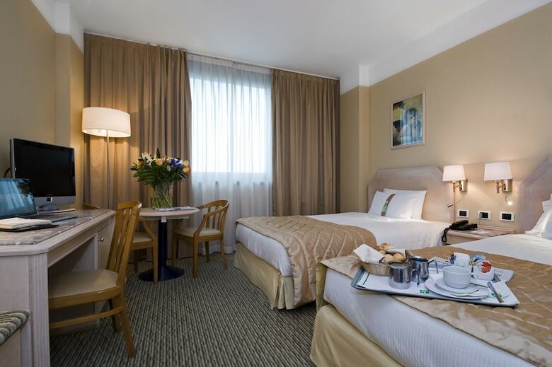 Hotel Holiday Inn Naples