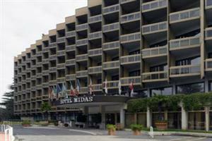 Hotel NH Roma Midas