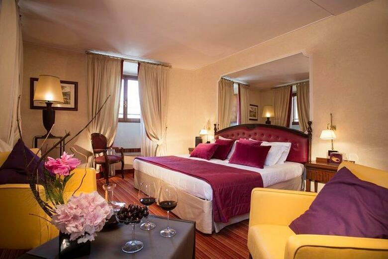 Hotel Colonna Palace