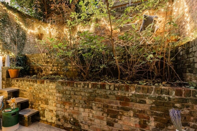 The Kensington Grove - Stylish 2bdr Flat With Private Patio