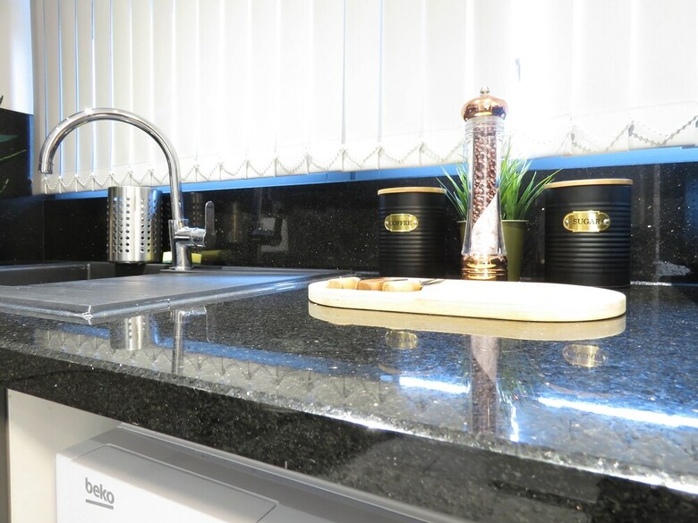 Tudors Esuites City Centre Apartment