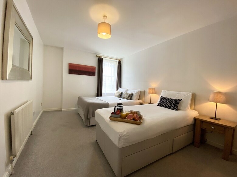 Apartment Next To Victoria Station