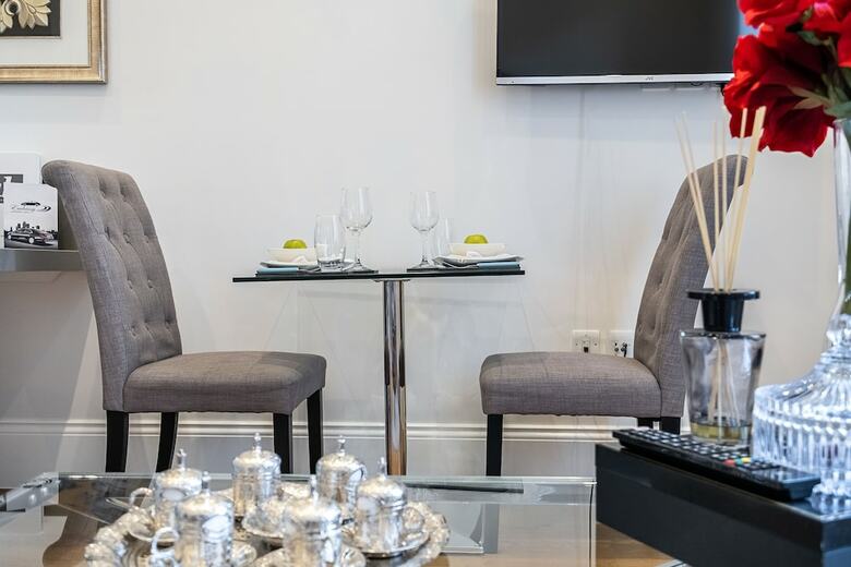 Lak Serviced Apartments