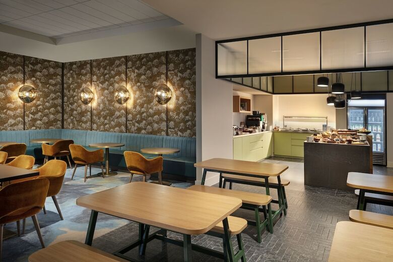 Aparthotel Staybridge Suites London Heathrow - Bath Road