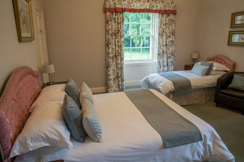 Bed & Breakfast West Plean House