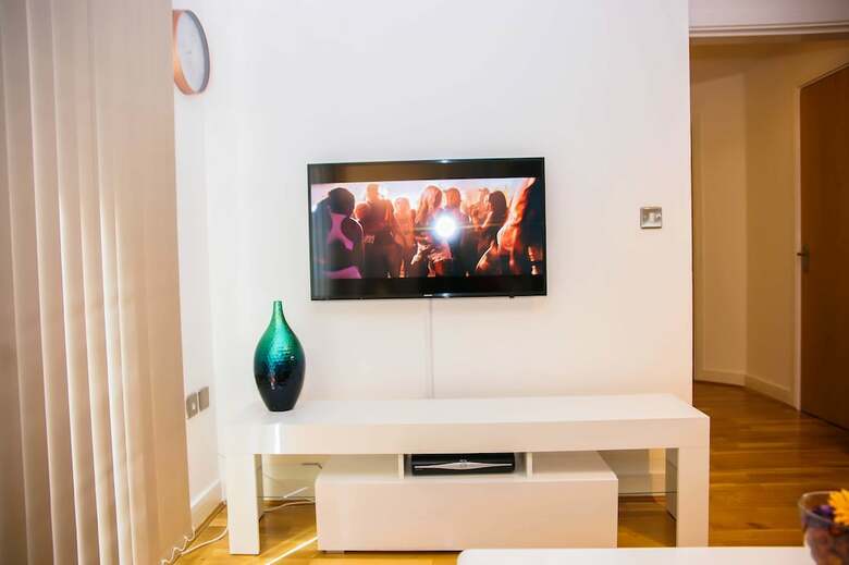 Superior 2 Bedroom Apartments
