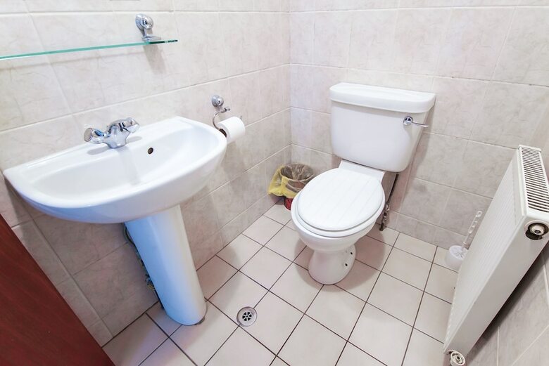 Mandalay Picton House Hotel