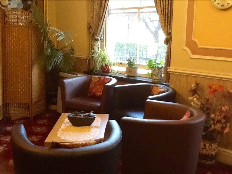 Mandalay Picton House Hotel