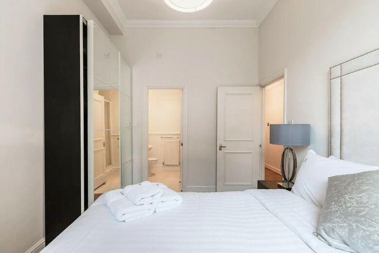 Apartamentos Lexham Gardens IV By The Residences