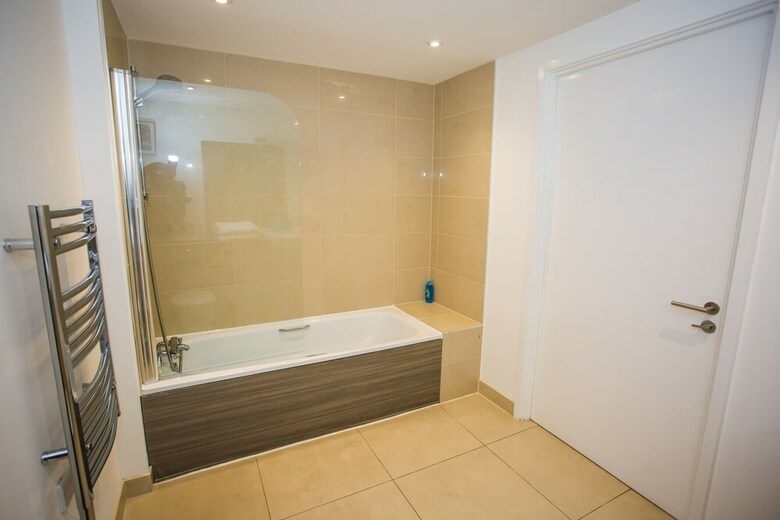 Luxury 2 Bed Apartment