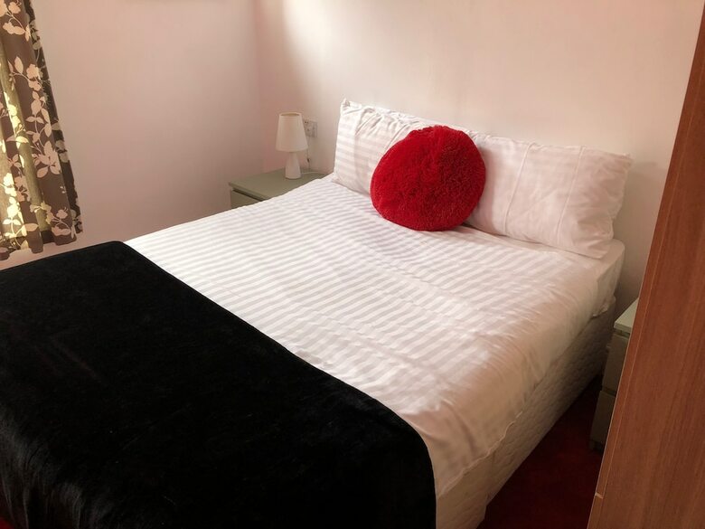 Waverley House Apartments