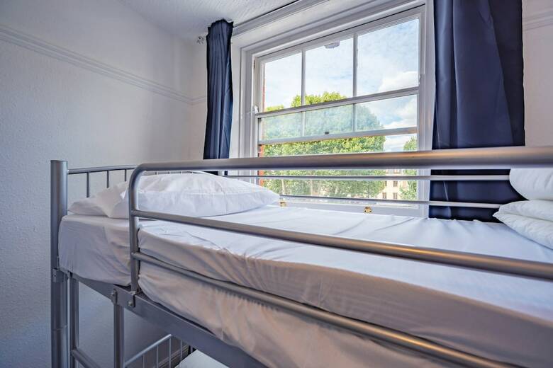 Hostal Mile End Beds