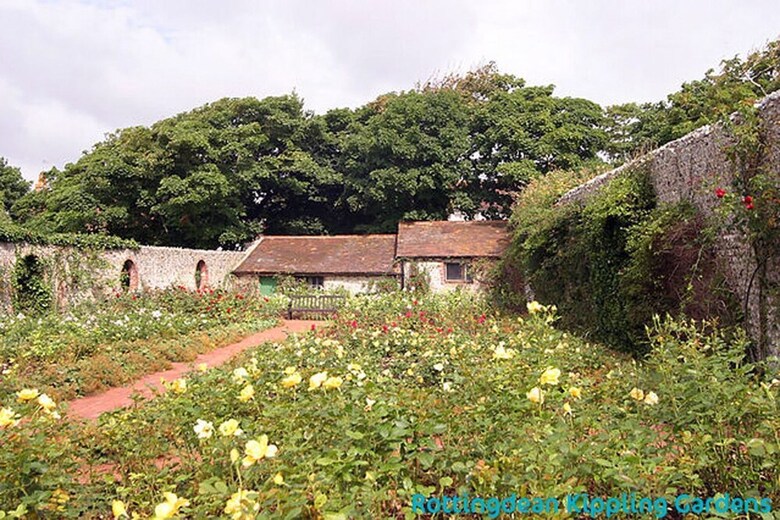 Dean Court Garden