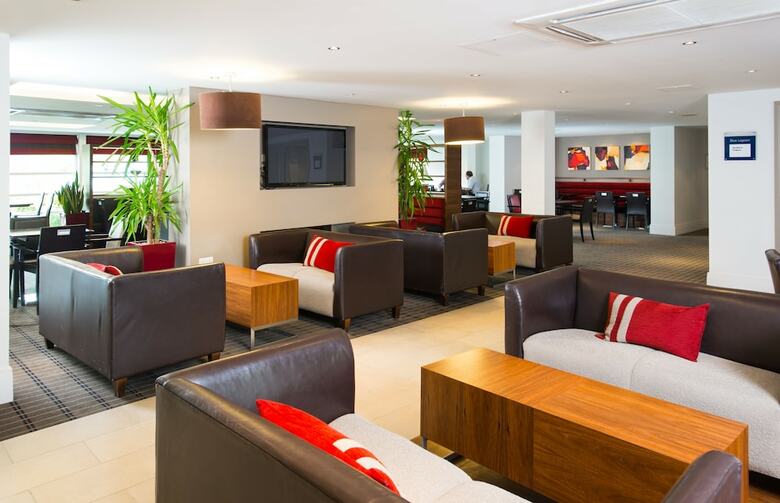 Hotel Holiday Inn Express Milton Keynes