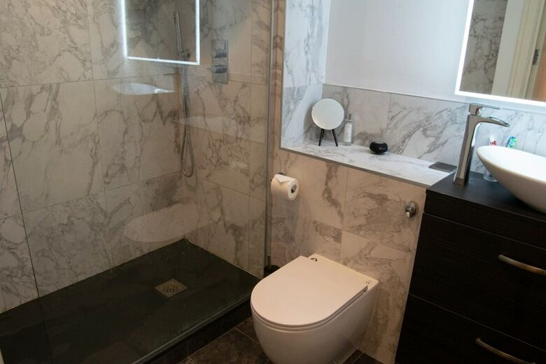 Modern 1 Bed Apartment By Battersea Power Station