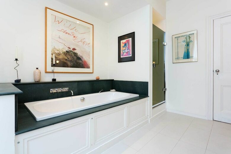 Veeve - Elegant Edis