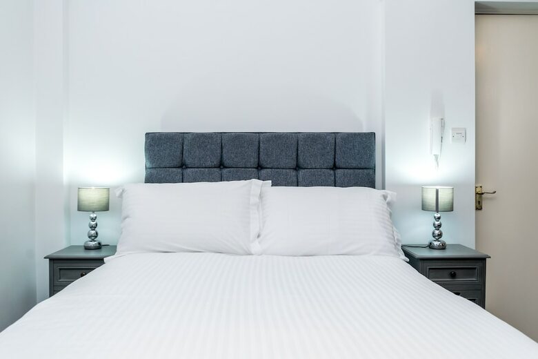 City Apartments - Sycamore Place