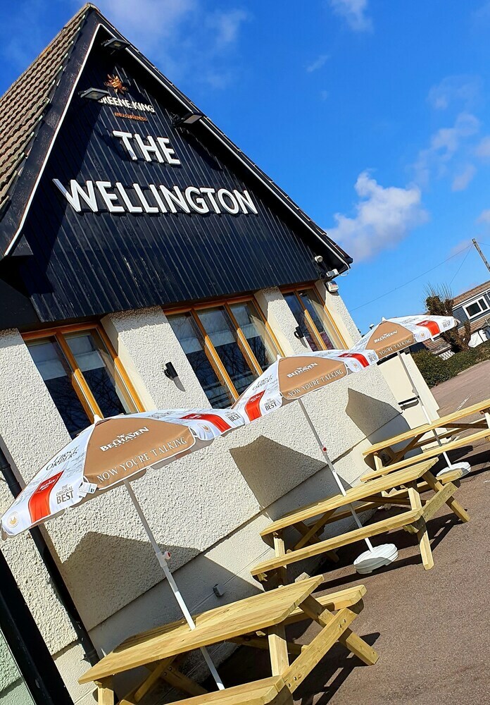 The Wellington Hotel By Greene King Inns