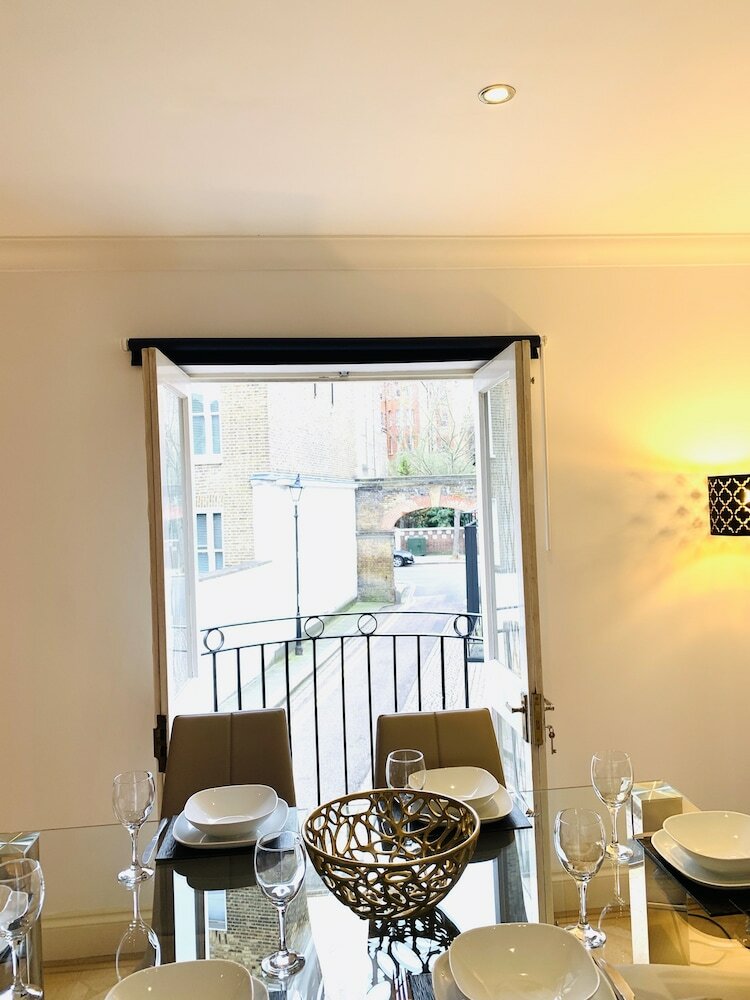 Grand Kensington House