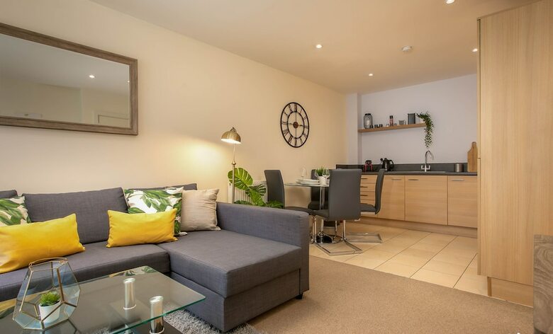 Lily Apartment